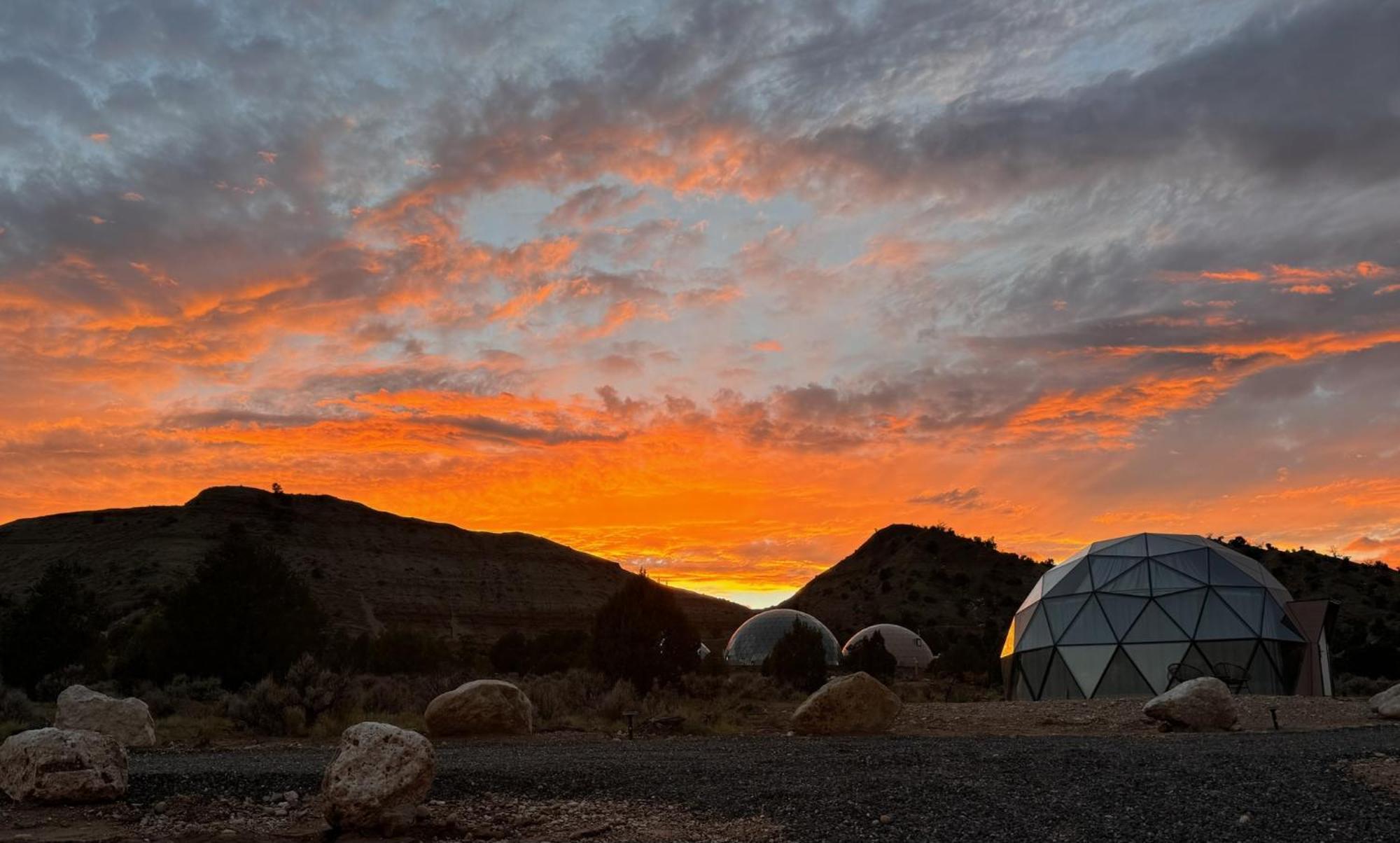 Clear Sky Resorts - Bryce Canyon - Unique Stargazing Domes Cannonville Kültér fotó