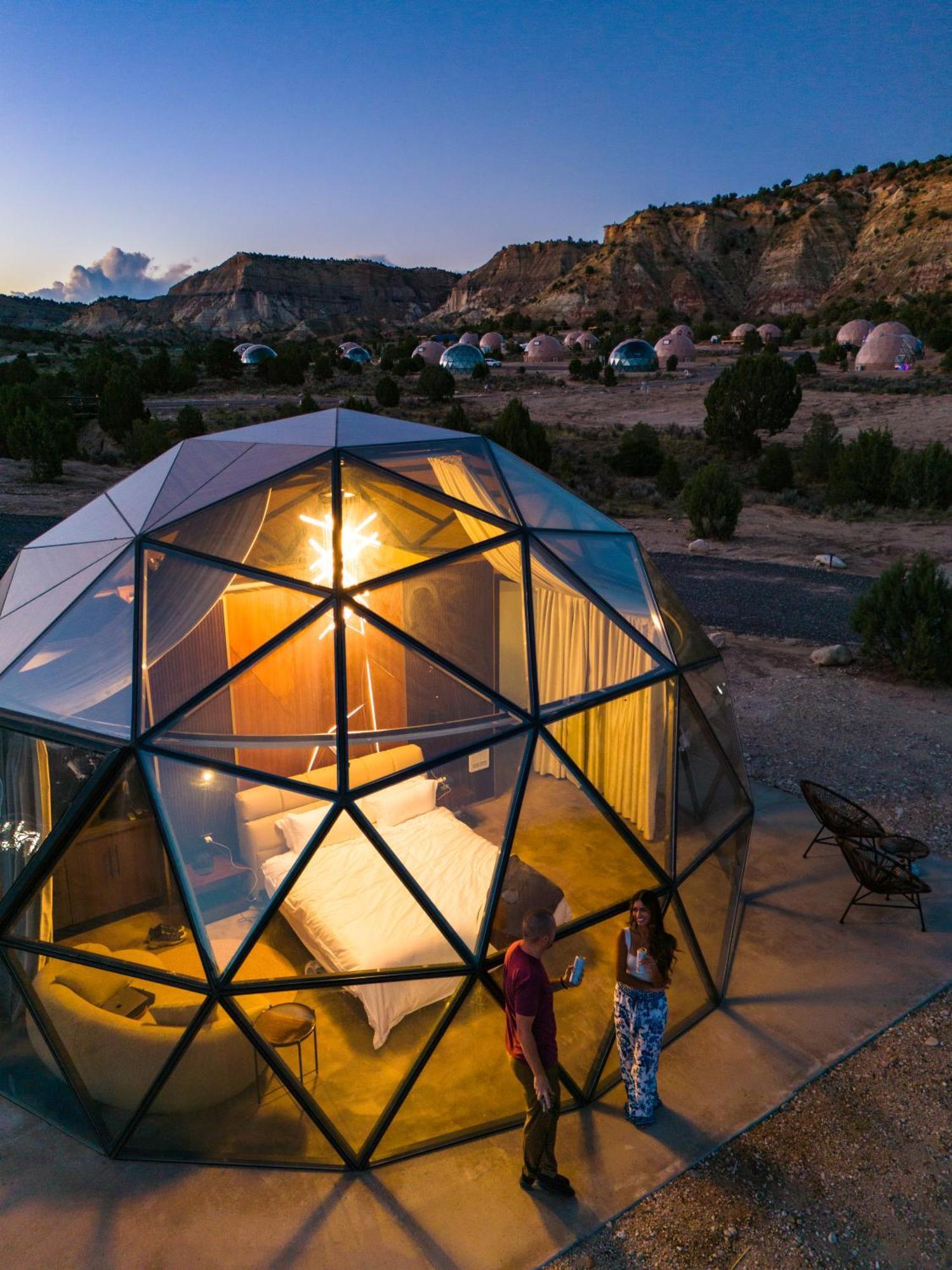 Clear Sky Resorts - Bryce Canyon - Unique Stargazing Domes Cannonville Kültér fotó