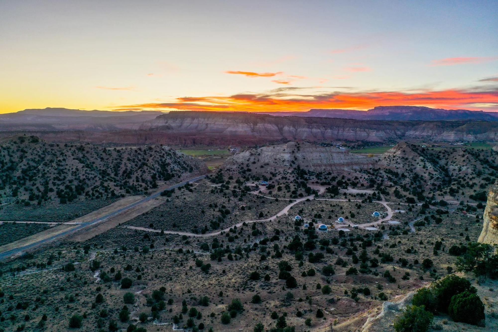 Clear Sky Resorts - Bryce Canyon - Unique Stargazing Domes Cannonville Kültér fotó